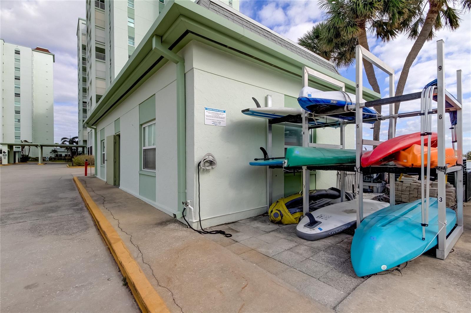 400 64 AVE #1207, ST PETE BEACH, FL, 33706