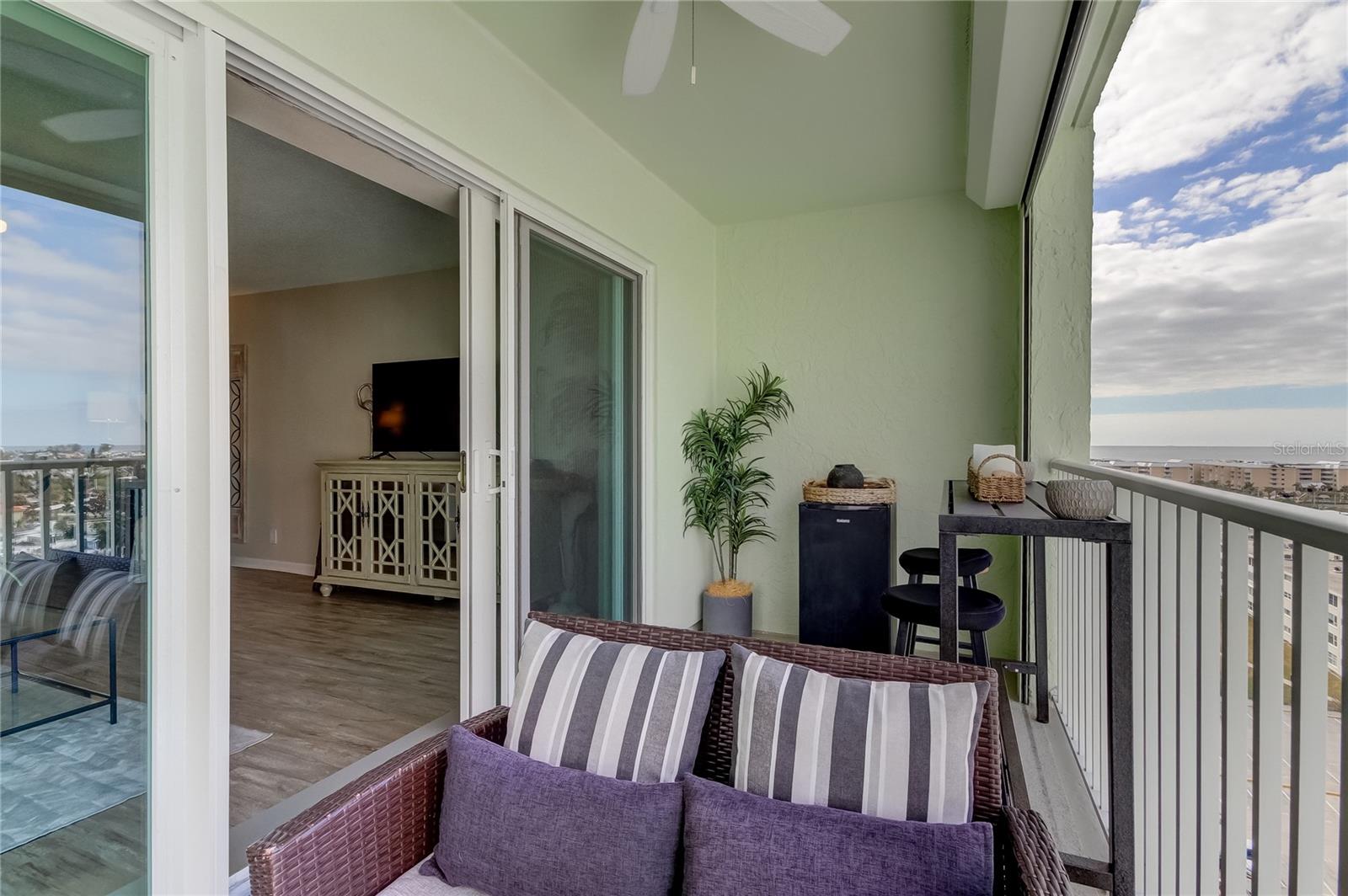 400 64 AVE #1207, ST PETE BEACH, FL, 33706