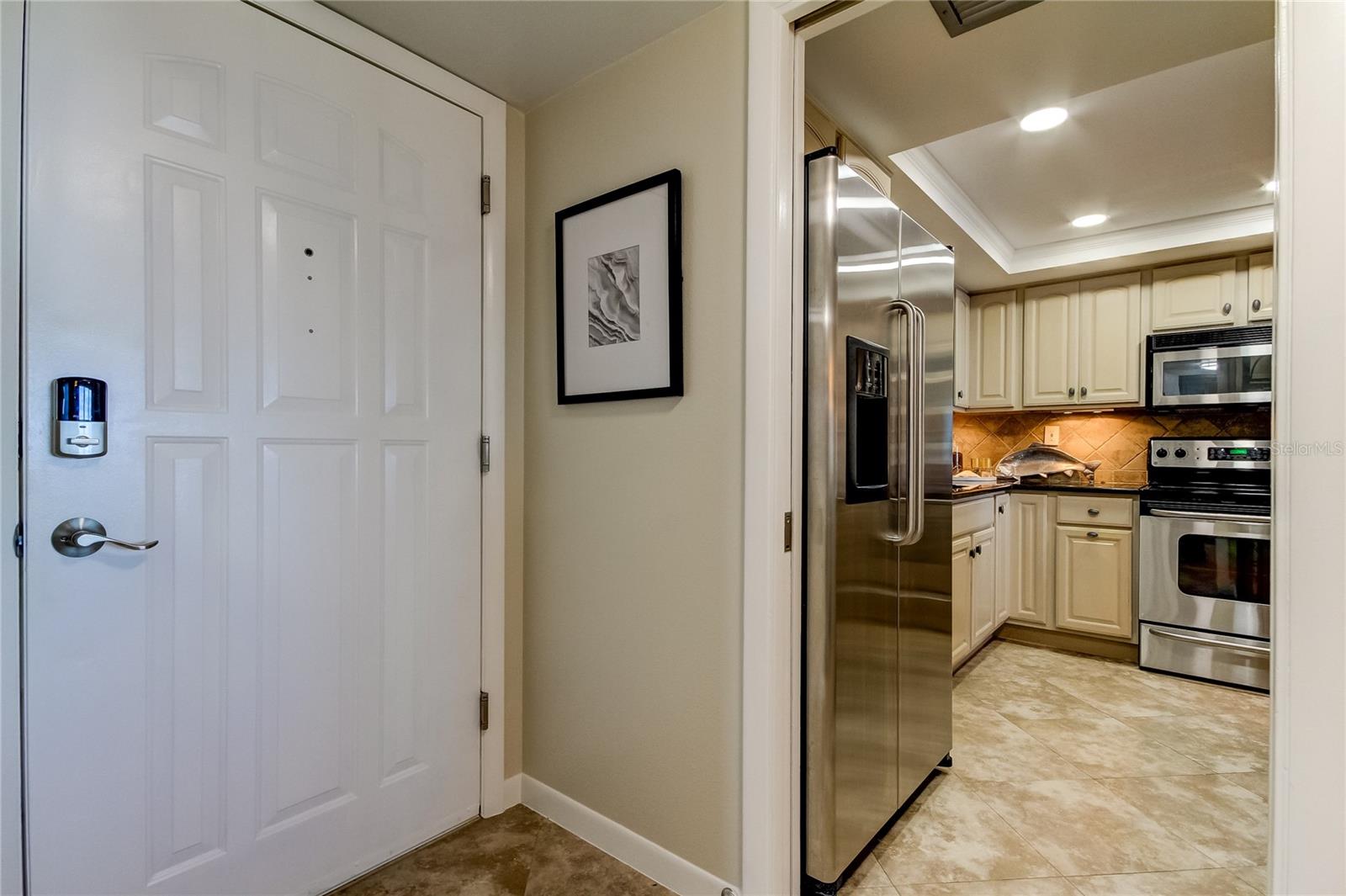 400 64 AVE #1207, ST PETE BEACH, FL, 33706