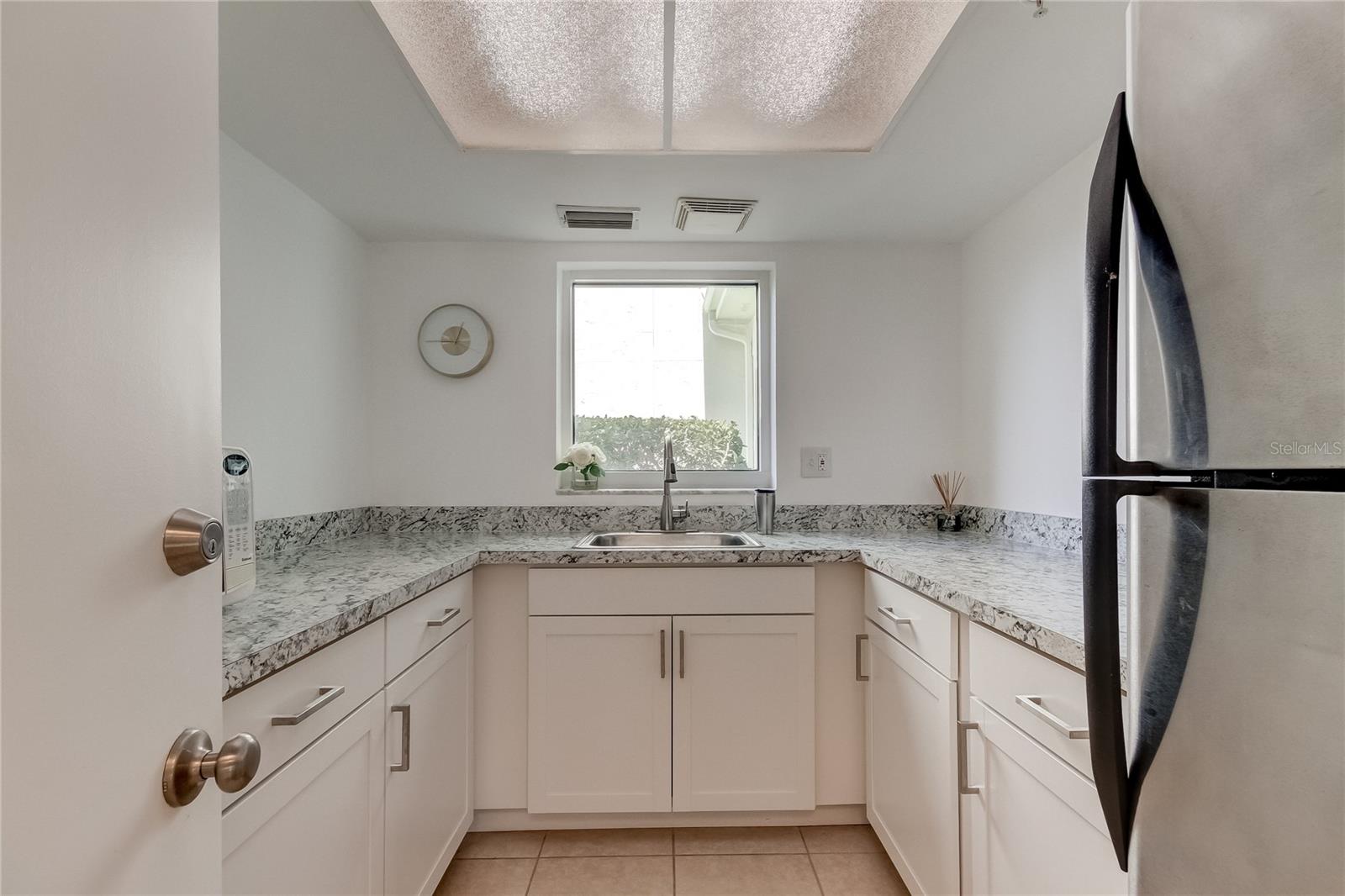 400 64 AVE #1207, ST PETE BEACH, FL, 33706