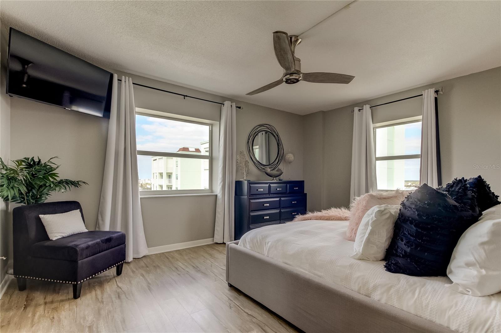 400 64 AVE #1207, ST PETE BEACH, FL, 33706