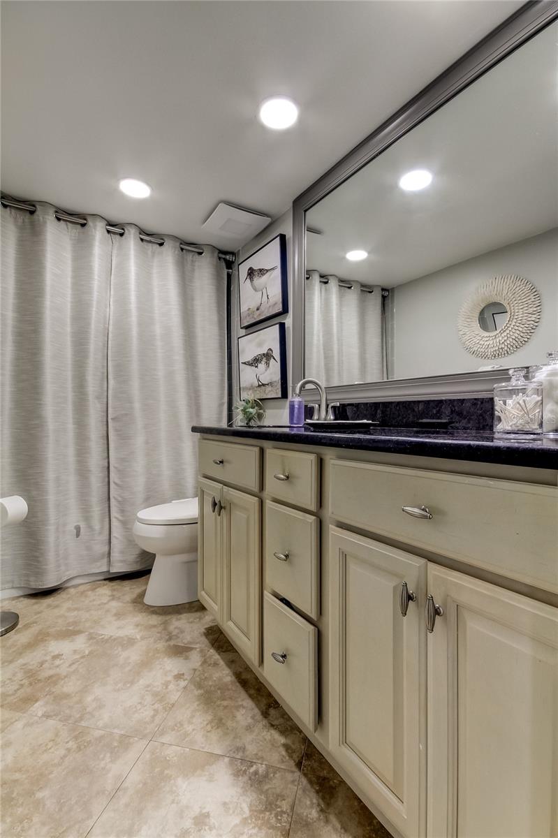 400 64 AVE #1207, ST PETE BEACH, FL, 33706