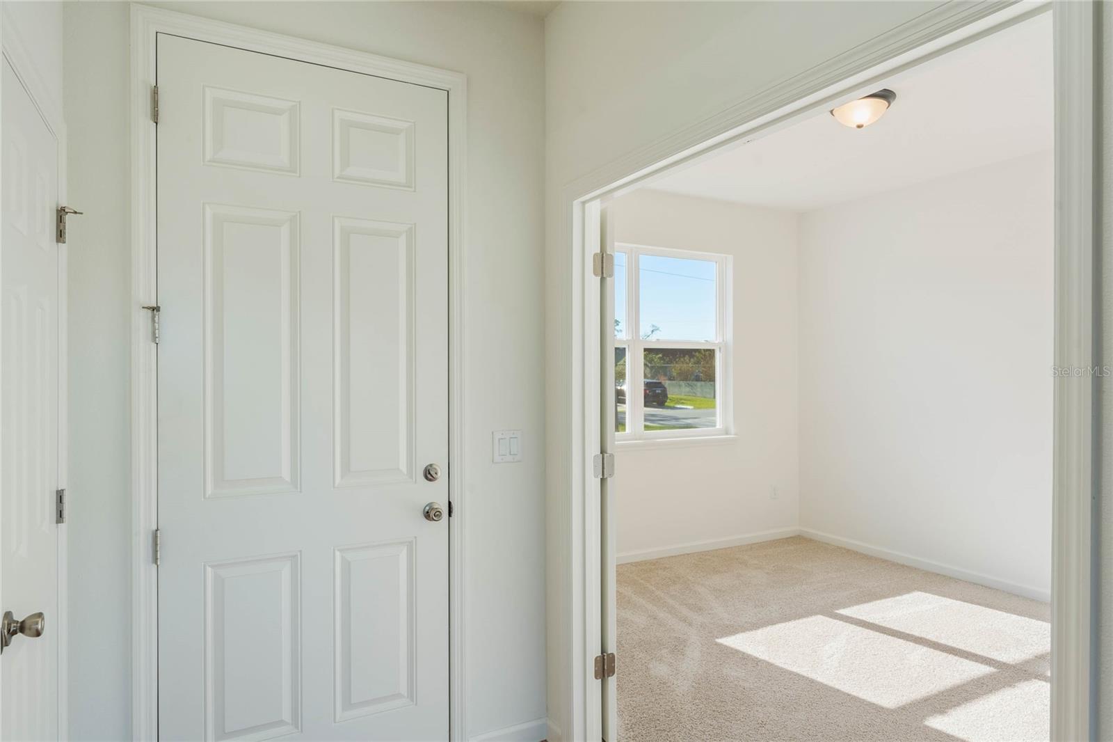 3180 RIVERHEAD DR, DELTONA, FL, 32738