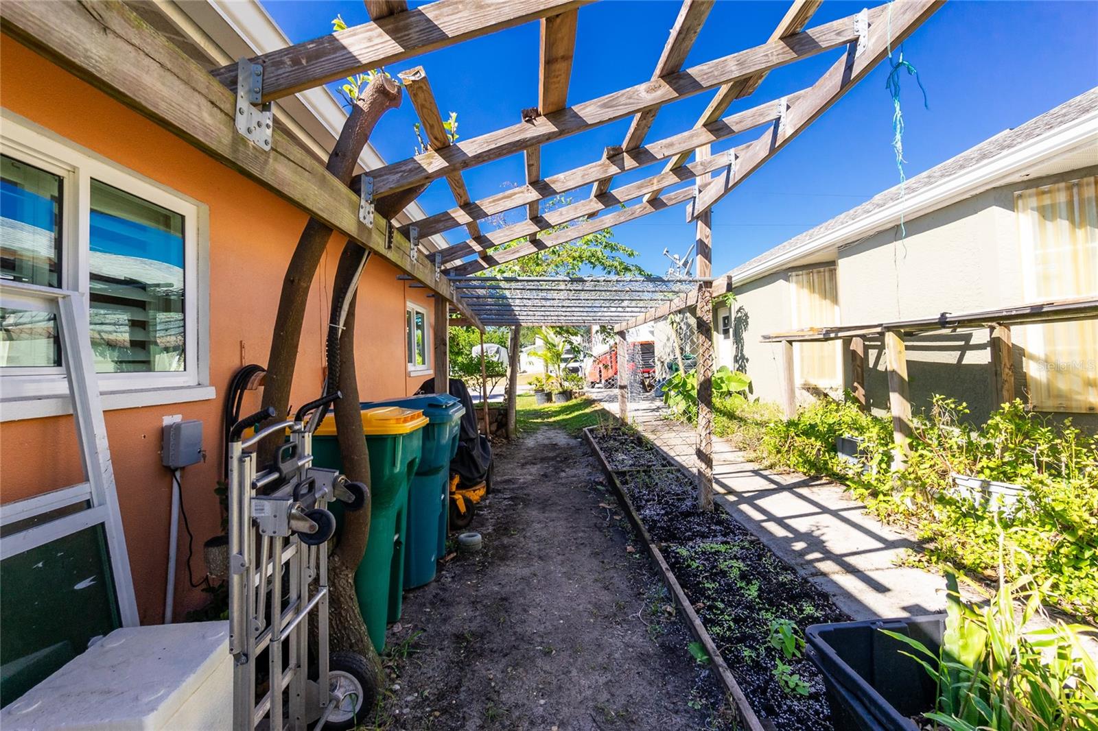 161 CARLISLE AVE NW, PORT CHARLOTTE, FL, 33952