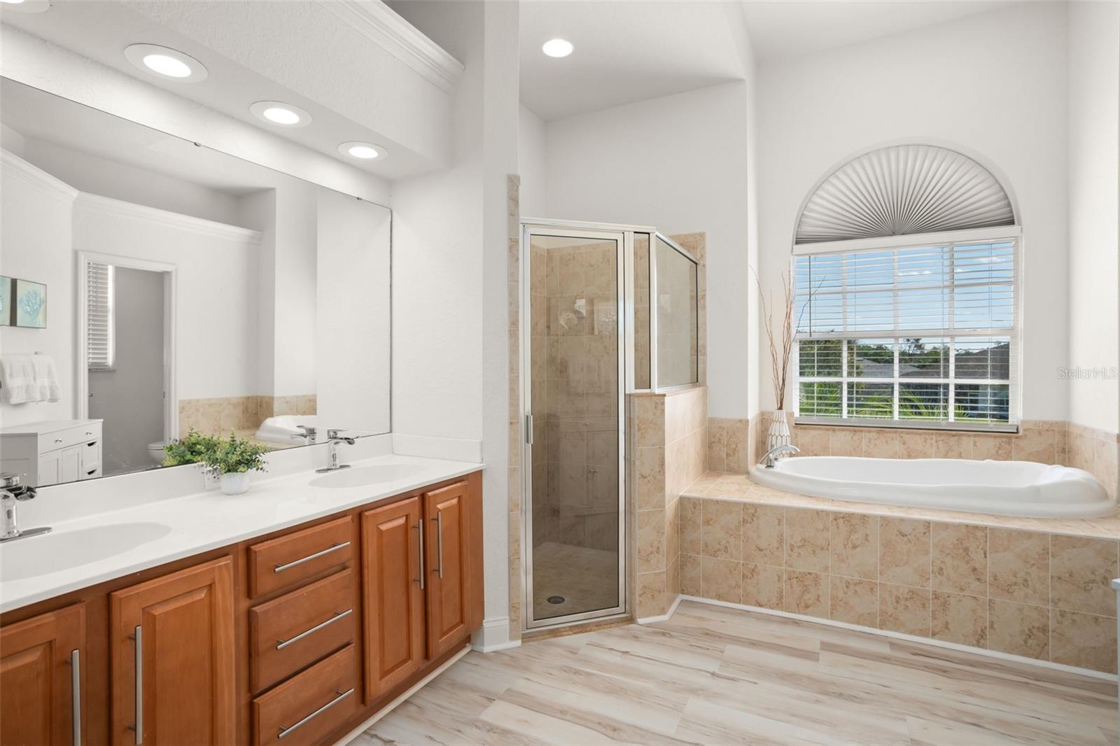 6702 HUNTINGTON HILLS BLVD, LAKELAND, FL, 33810