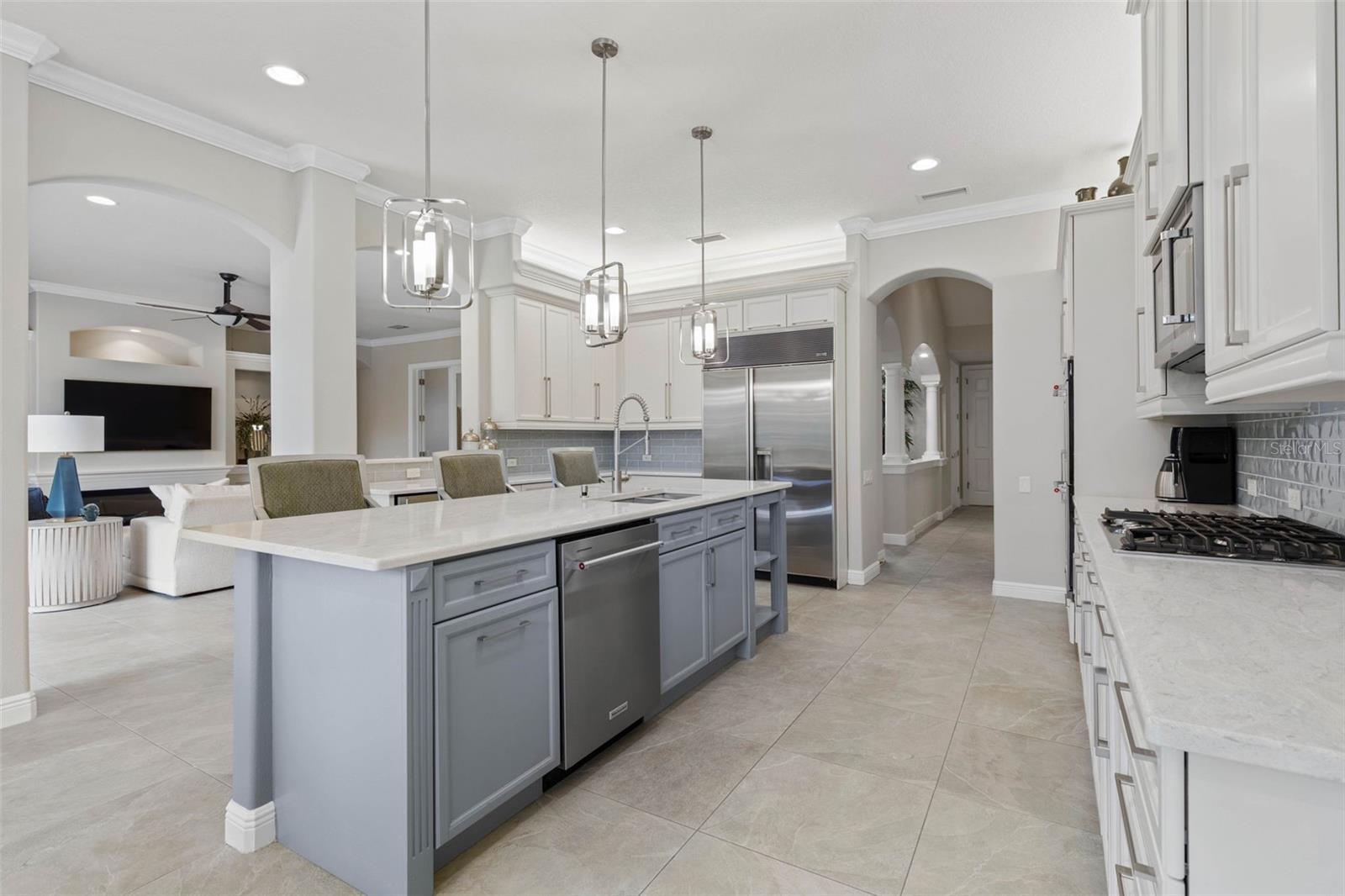 30 CREEKSIDE DR, PALM COAST, FL, 32137