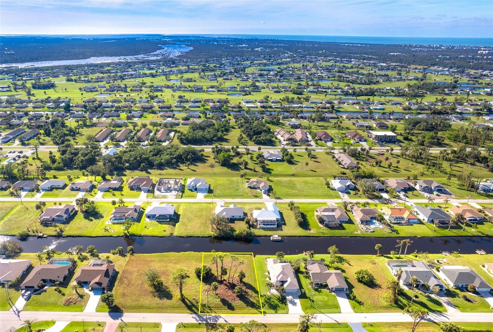 73 BUNKER RD, ROTONDA WEST, FL, 33947