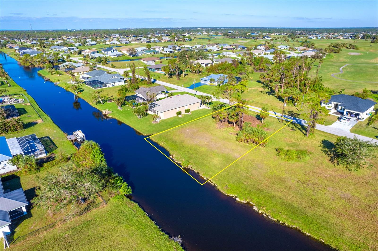 73 BUNKER RD, ROTONDA WEST, FL, 33947