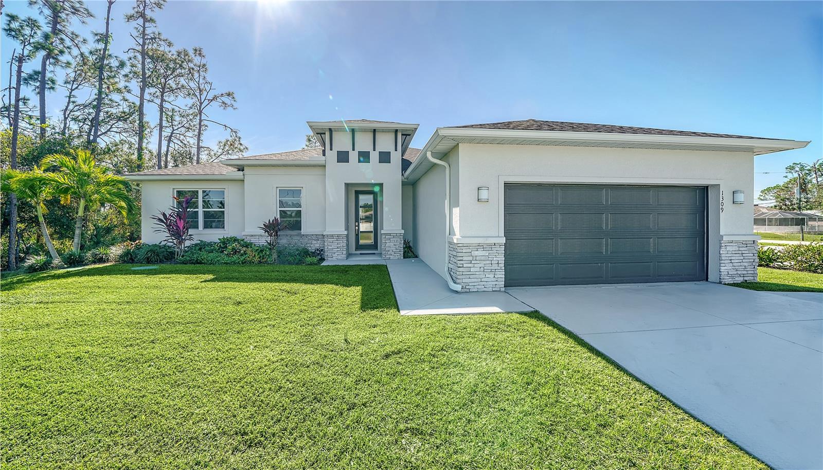 1309 E PRICE BLVD, NORTH PORT, FL, 34288