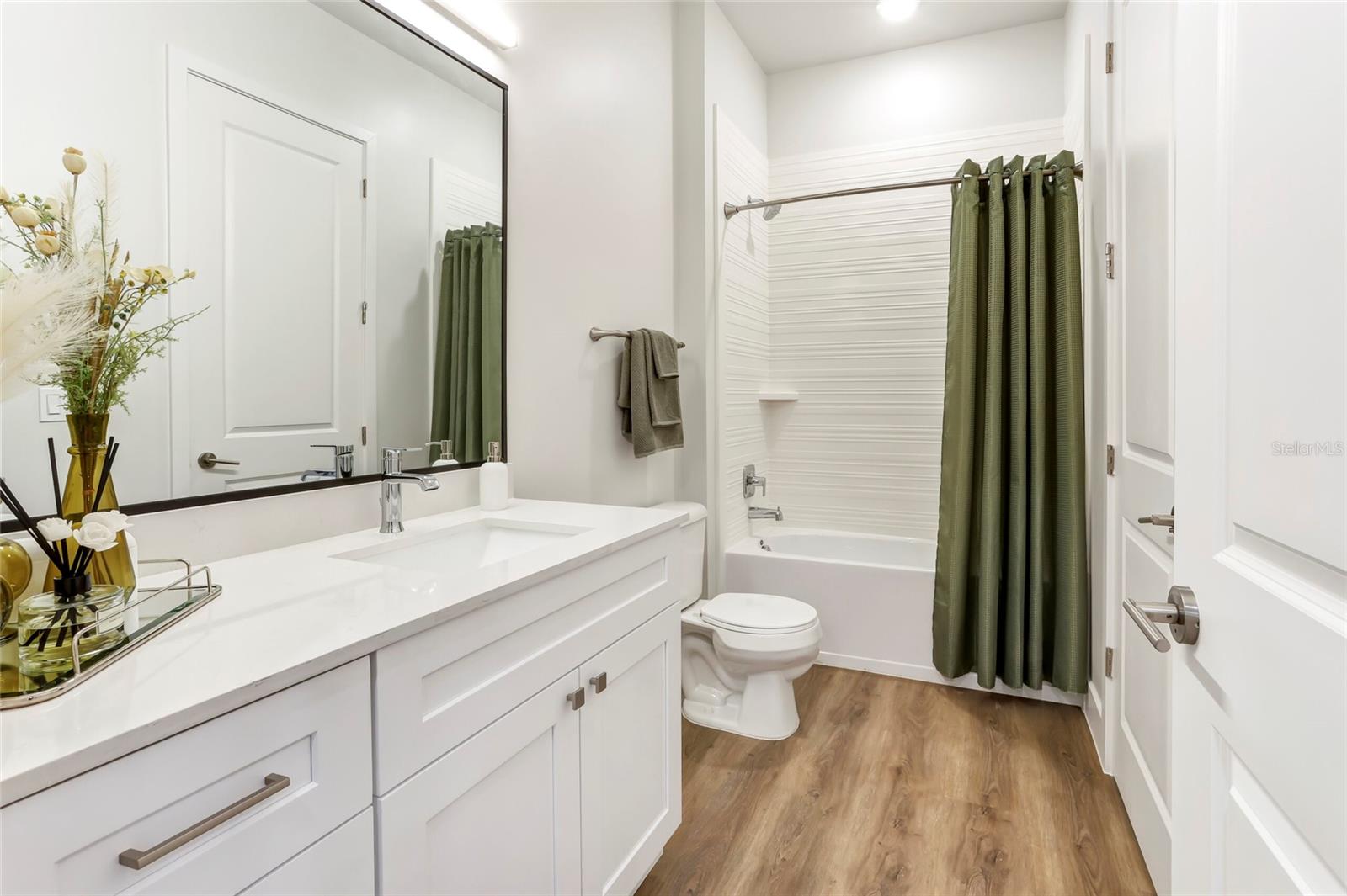 11 E SMITH ST #Valencia, WINTER GARDEN, FL, 34787