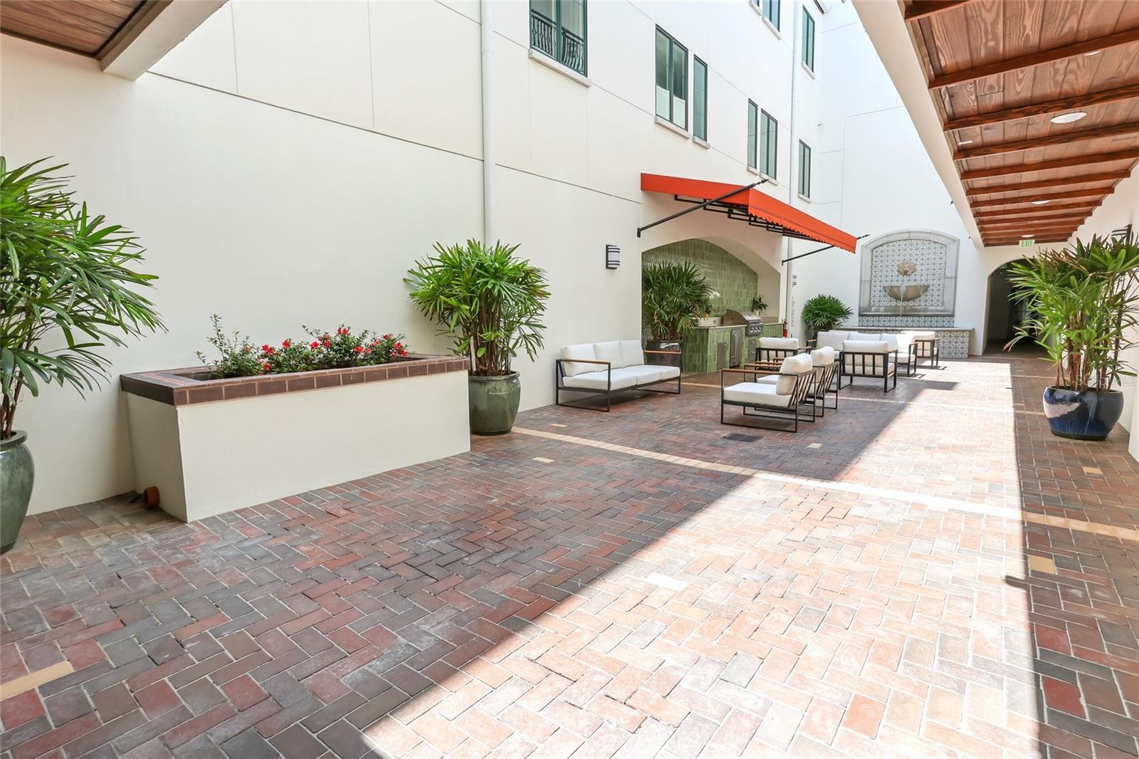 11 E SMITH ST #Valencia, WINTER GARDEN, FL, 34787