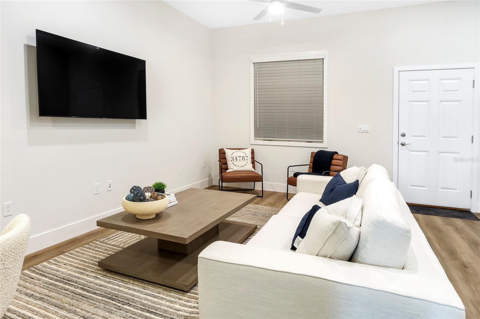 11 E SMITH ST #Valencia, WINTER GARDEN, FL, 34787