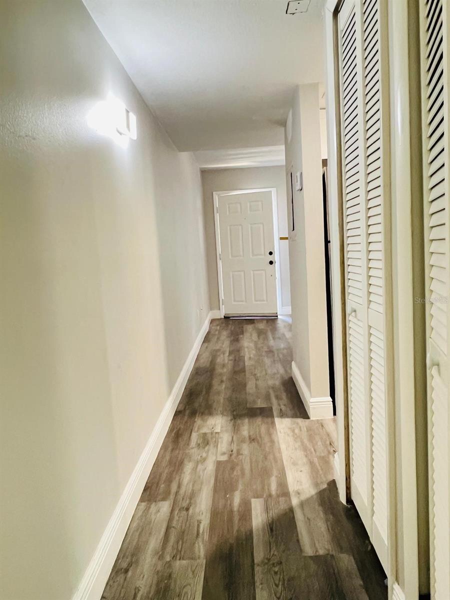 7108 WATERSIDE DR #103, TAMPA, FL, 33617