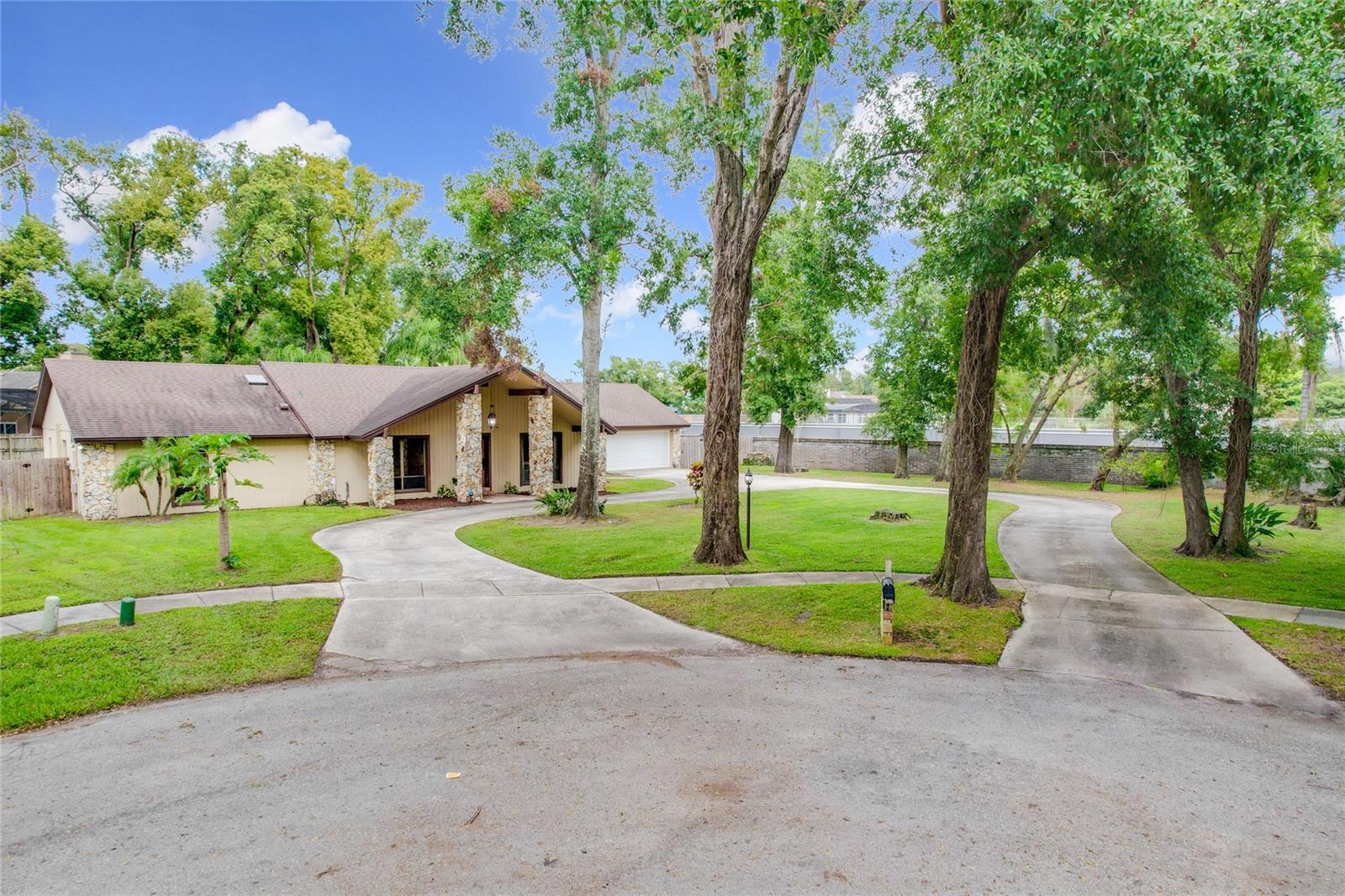 4333 WOODLYNNE LN, ORLANDO, FL, 32812