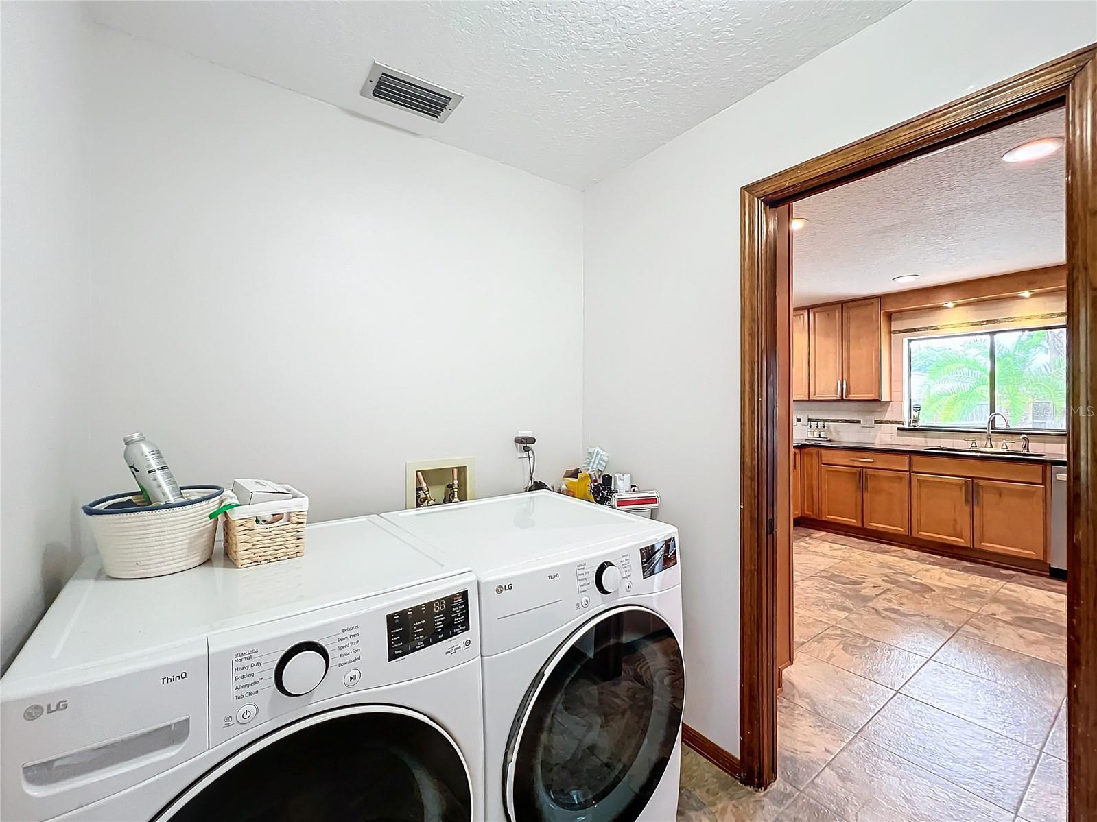 4333 WOODLYNNE LN, ORLANDO, FL, 32812