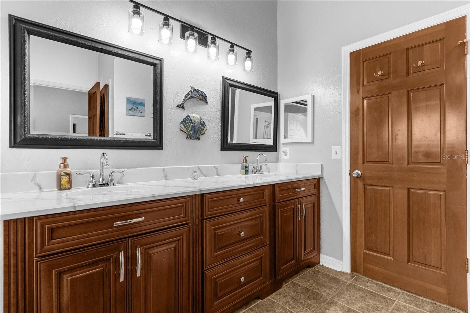 311 GREEN REED RD, DEBARY, FL, 32713