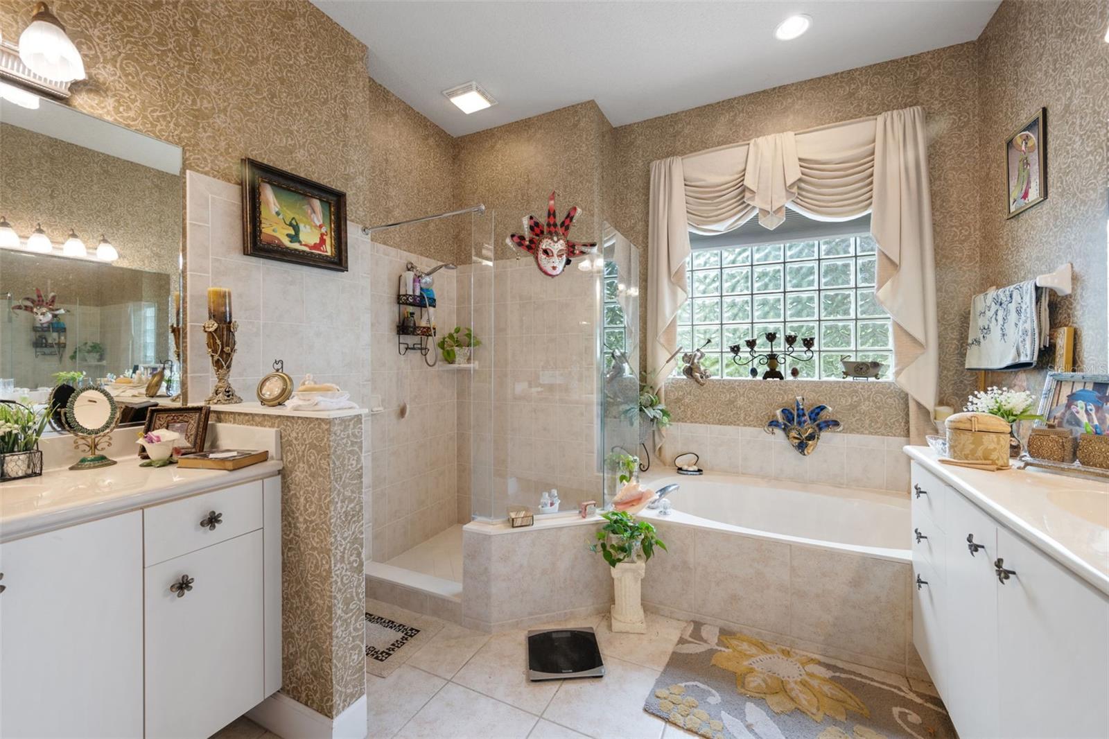 801 WESTLAKE DR, ORMOND BEACH, FL, 32174