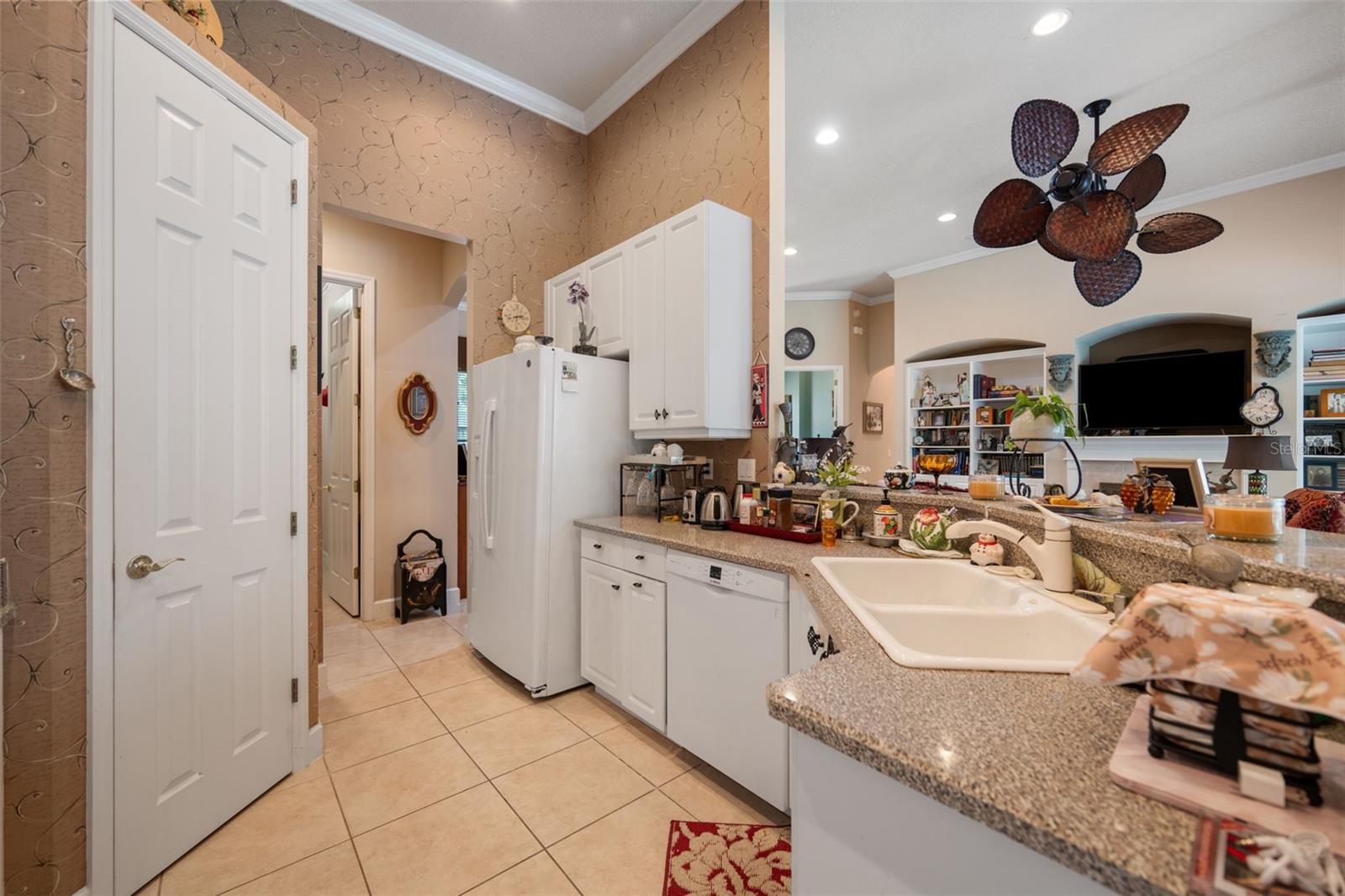 801 WESTLAKE DR, ORMOND BEACH, FL, 32174
