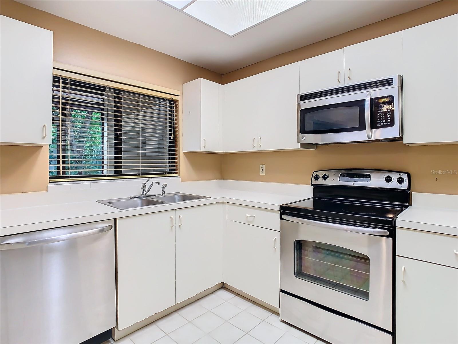 3460 COUNTRYSIDE BLVD #29, CLEARWATER, FL, 33761
