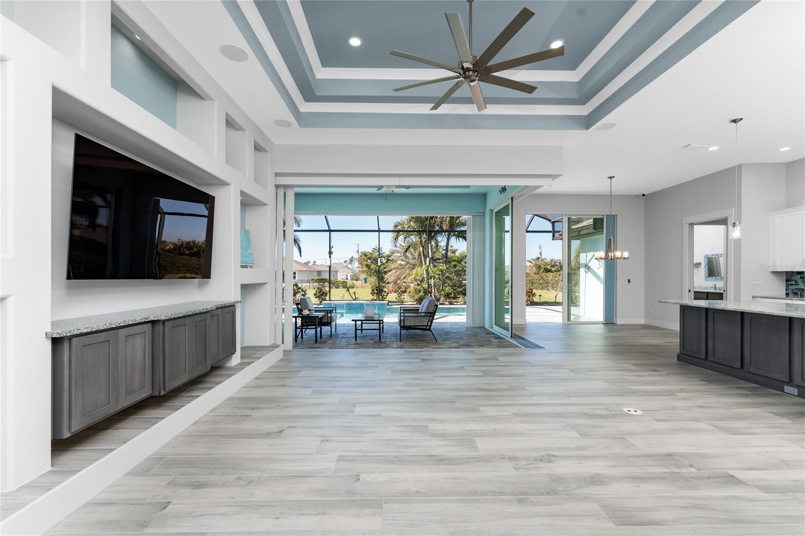 231 ROTONDA BLVD N, ROTONDA WEST, FL, 33947