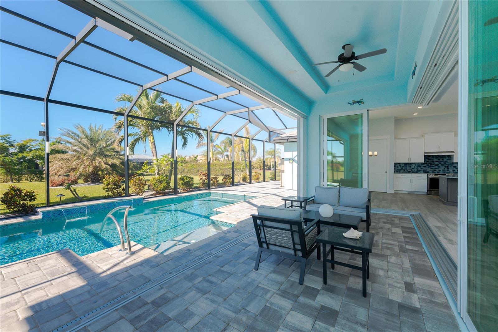 231 ROTONDA BLVD N, ROTONDA WEST, FL, 33947