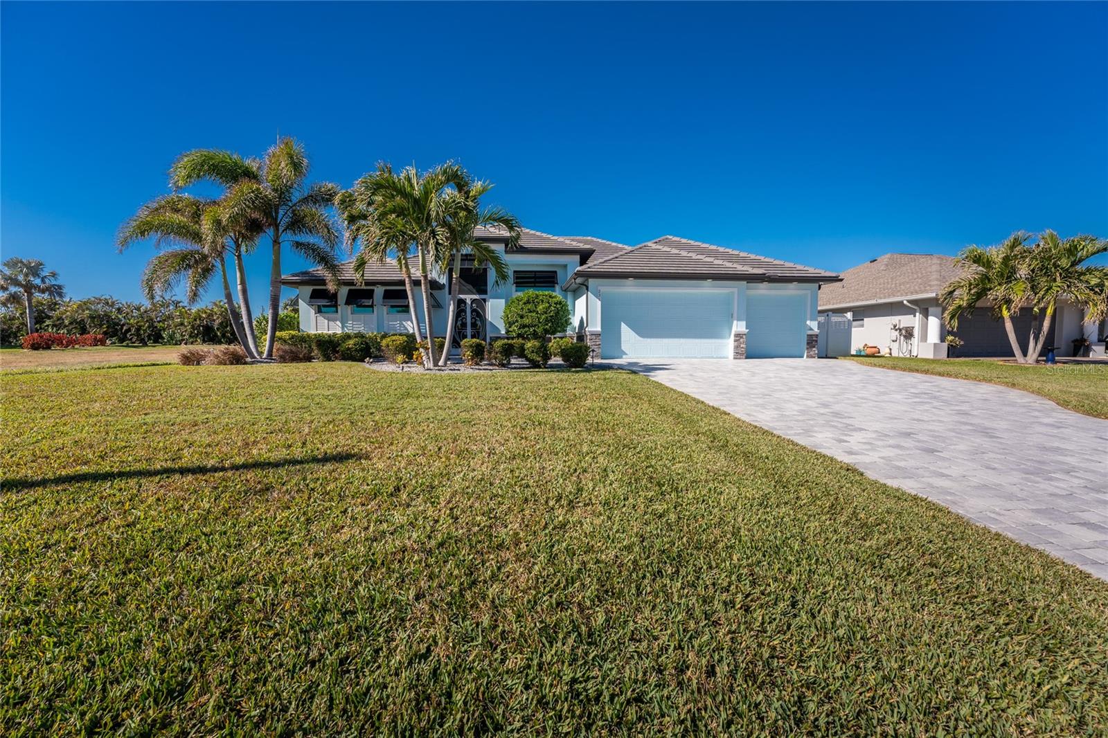 231 ROTONDA BLVD N, ROTONDA WEST, FL, 33947