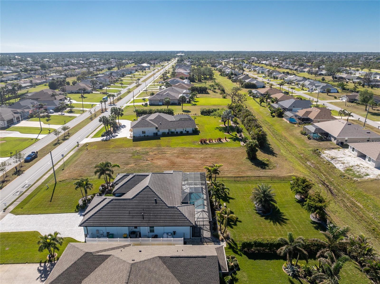 231 ROTONDA BLVD N, ROTONDA WEST, FL, 33947