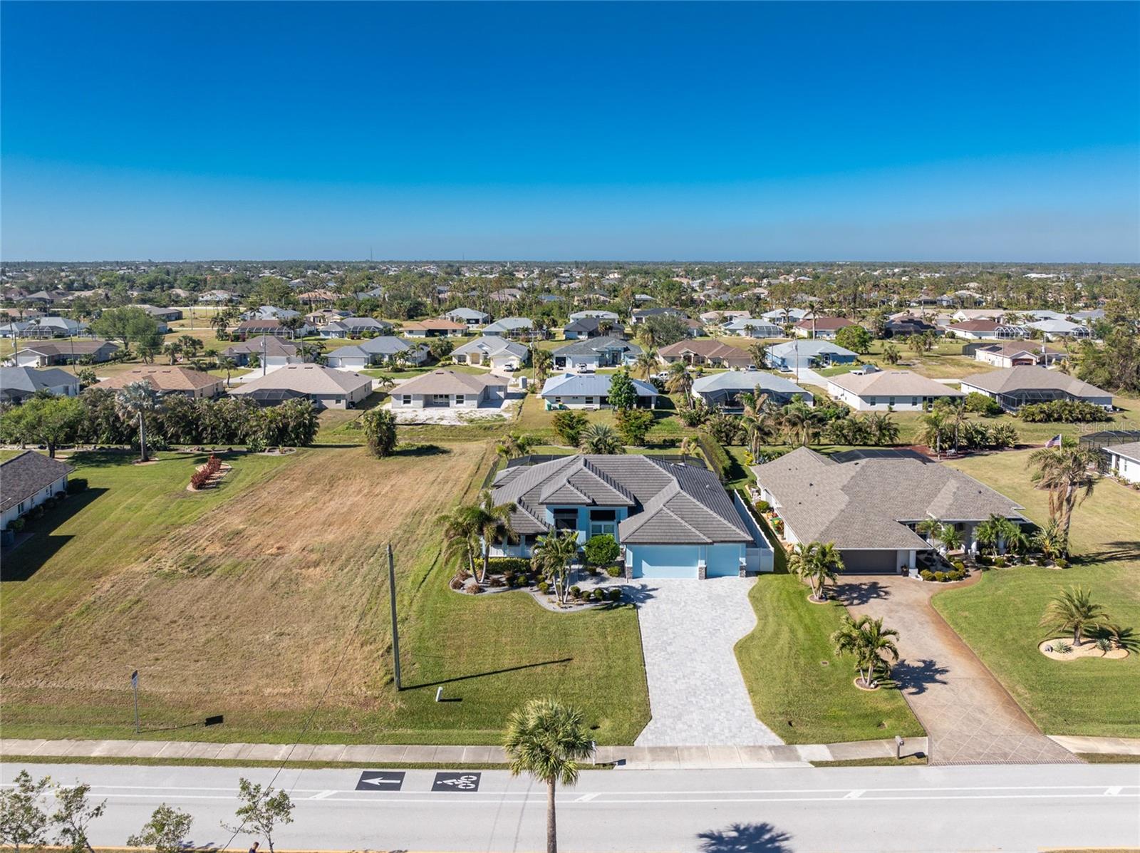 231 ROTONDA BLVD N, ROTONDA WEST, FL, 33947