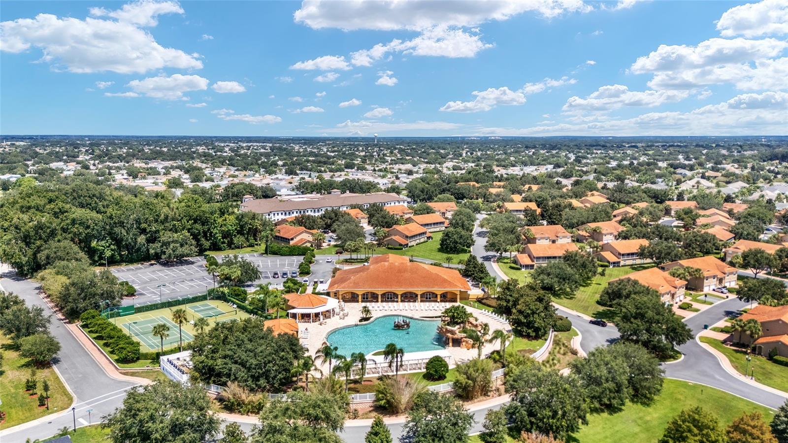 10286 JULIA ISLES AVE, OXFORD, FL, 34484