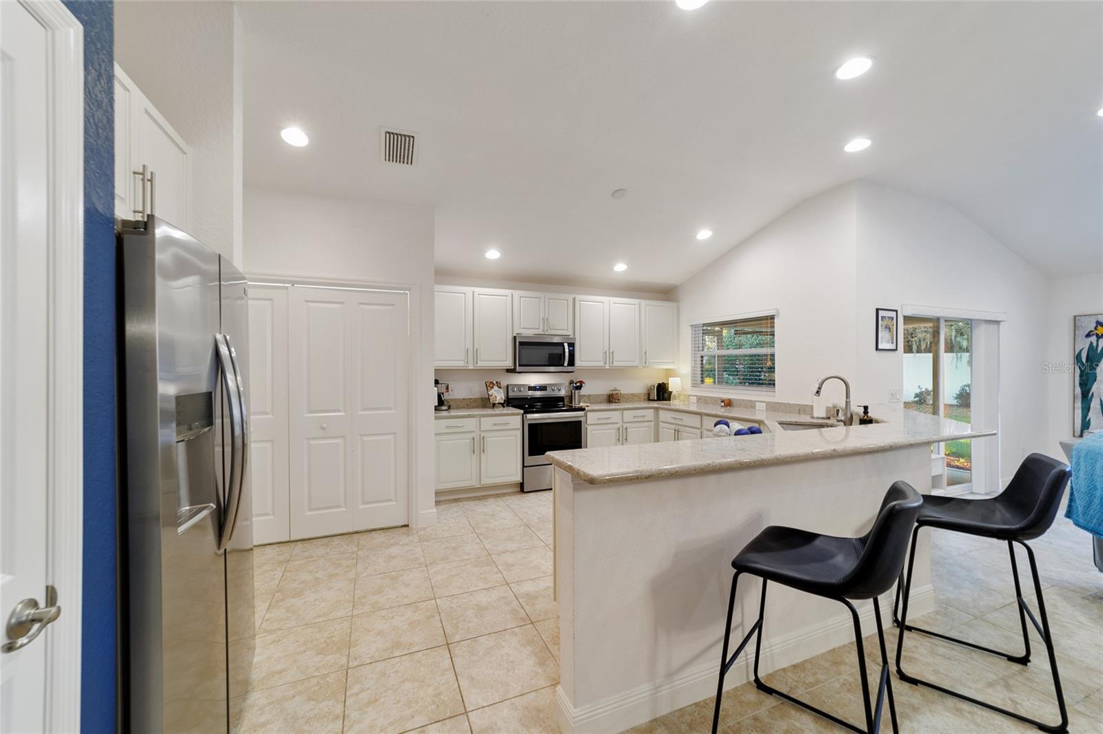 10286 JULIA ISLES AVE, OXFORD, FL, 34484