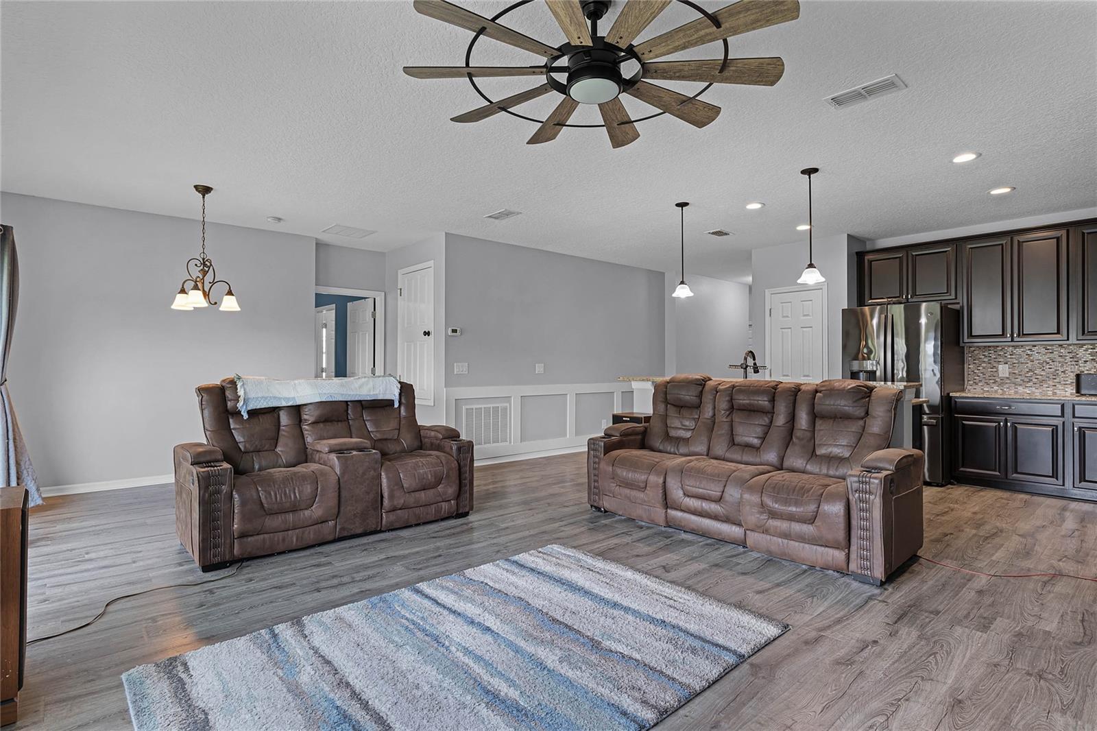 23618 COMPANERO DR, SORRENTO, FL, 32776