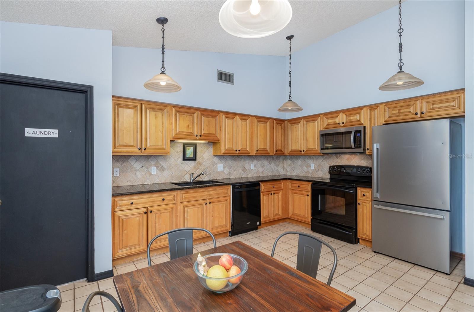 141 COLUMBUS CIR, LONGWOOD, FL, 32750