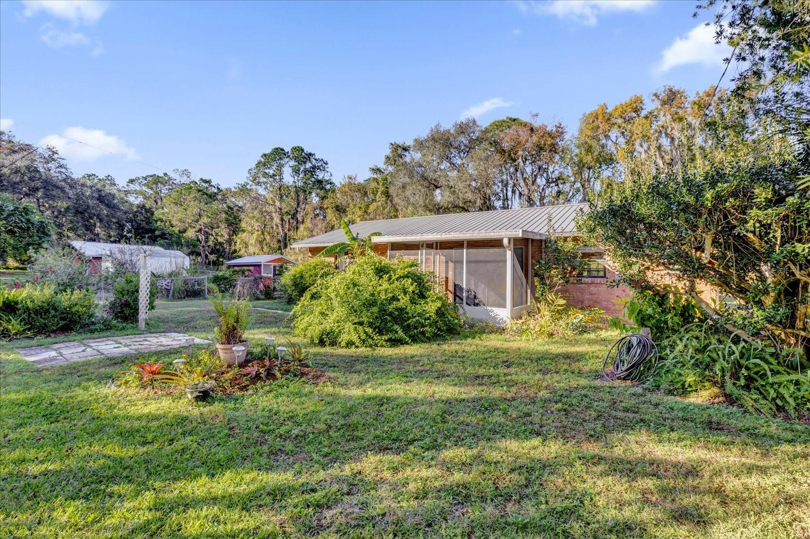107 PIQUE RD, CRESCENT CITY, FL, 32112