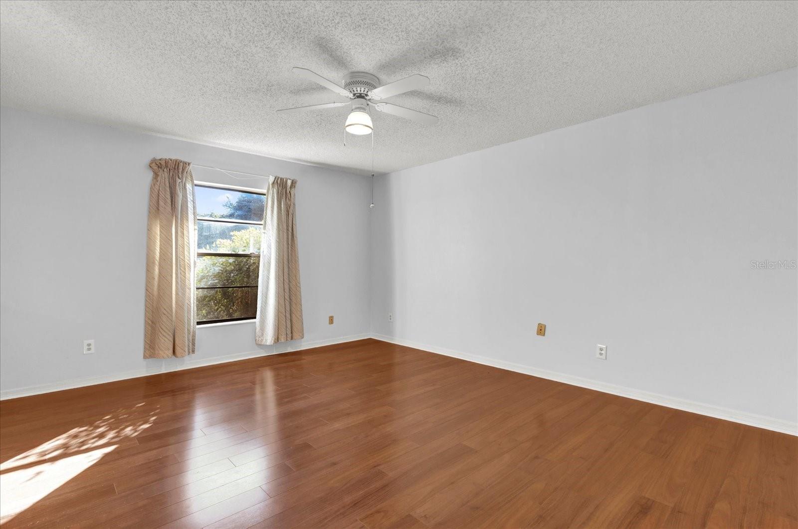 107 PIQUE RD, CRESCENT CITY, FL, 32112