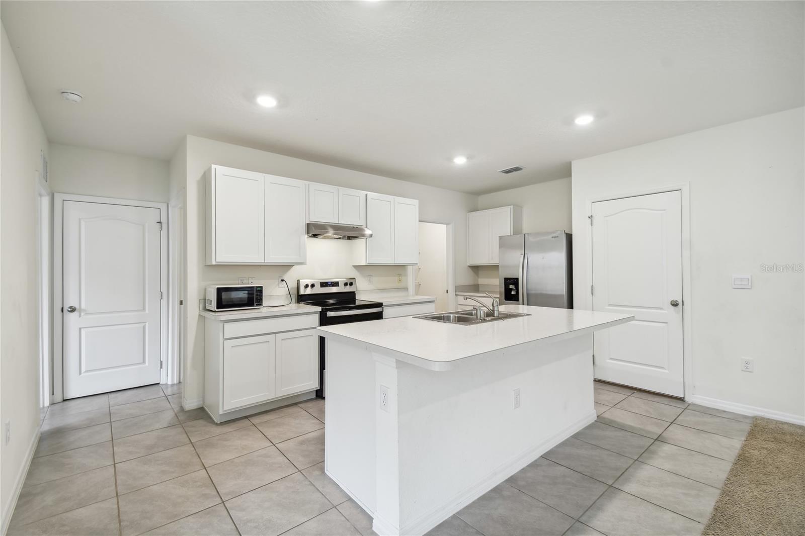 459 LILY LN, DAVENPORT, FL, 33837