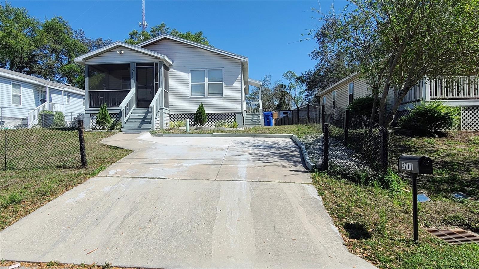 3711 WIGGINS LEAF ST, TAMPA, FL, 33619