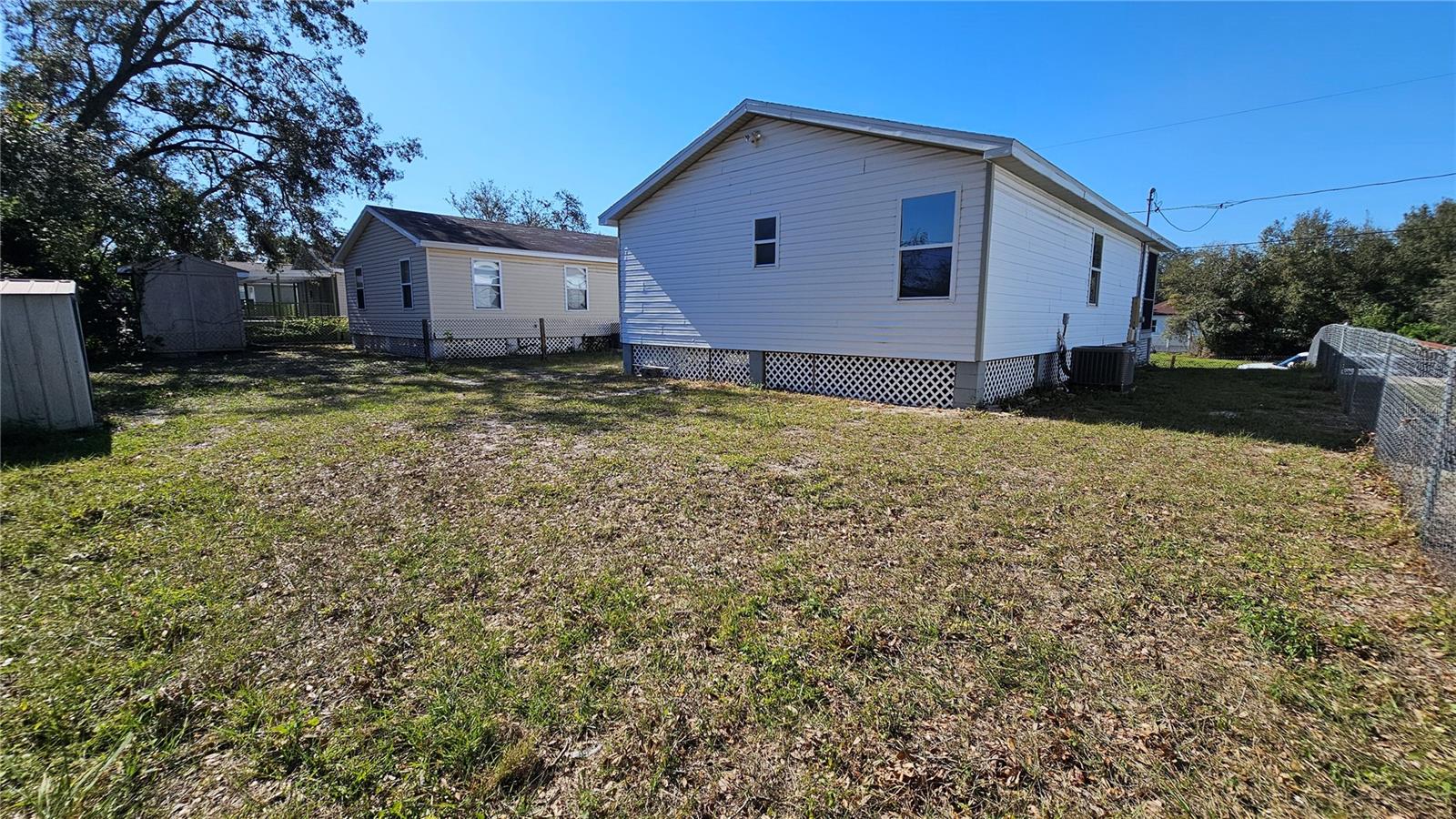 3711 WIGGINS LEAF ST, TAMPA, FL, 33619