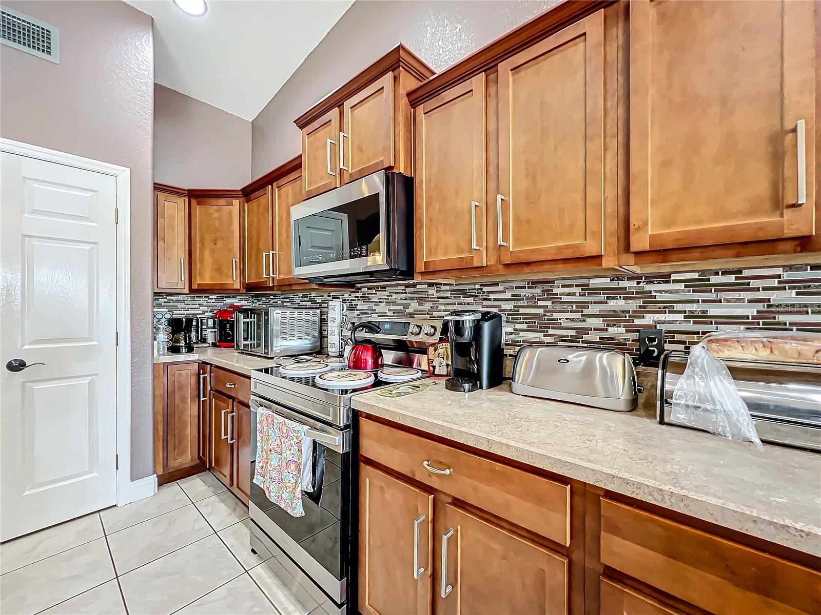 104 BENTLEY OAKS BLVD, AUBURNDALE, FL, 33823