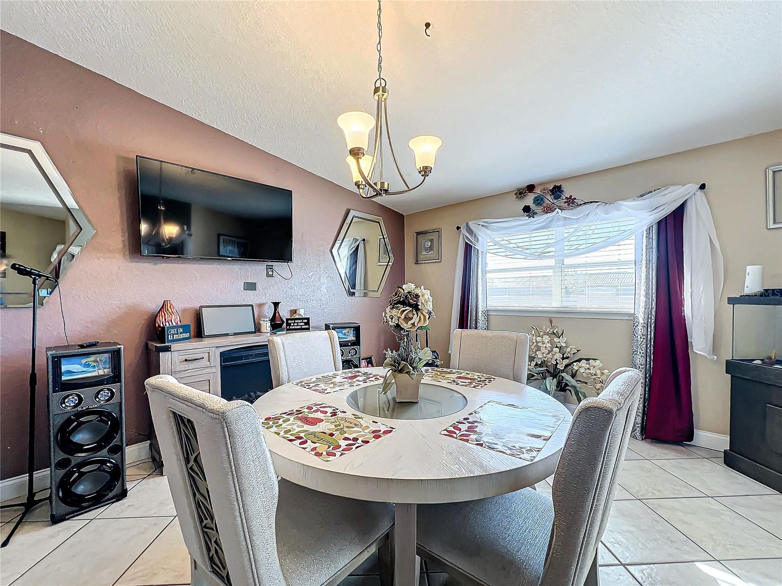 104 BENTLEY OAKS BLVD, AUBURNDALE, FL, 33823
