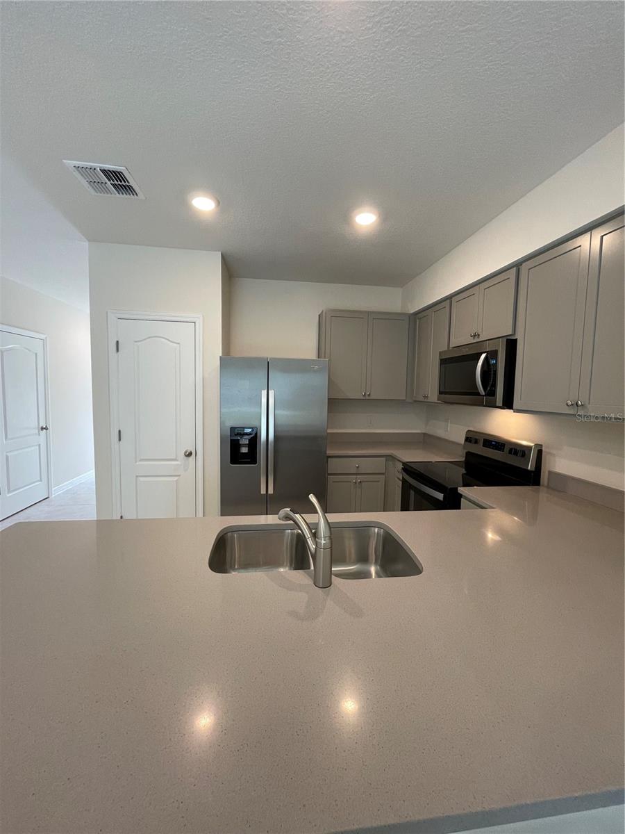 2806 PUFFIN PL, DAVENPORT, FL, 33837