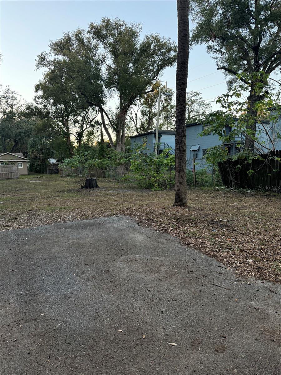 10122 N 11TH ST, TAMPA, FL, 33612