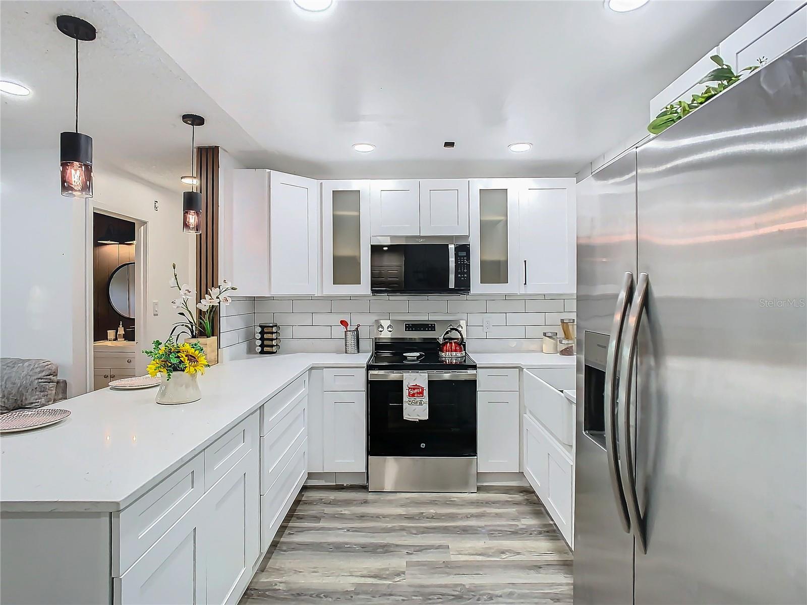 2801 KINNON DR, ORLANDO, FL, 32817