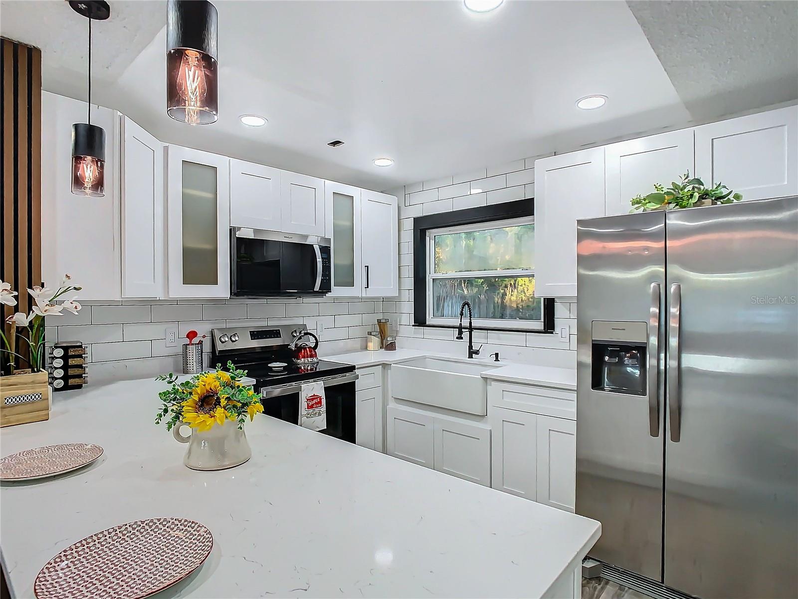 2801 KINNON DR, ORLANDO, FL, 32817