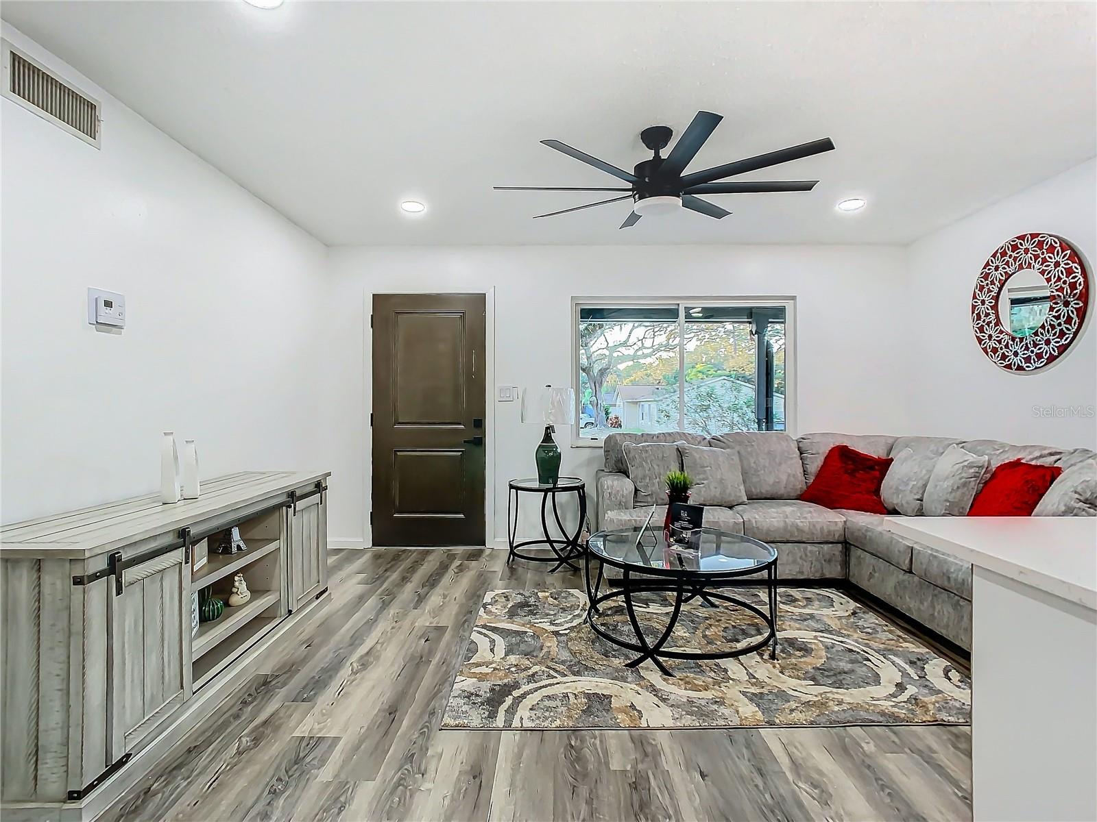 2801 KINNON DR, ORLANDO, FL, 32817