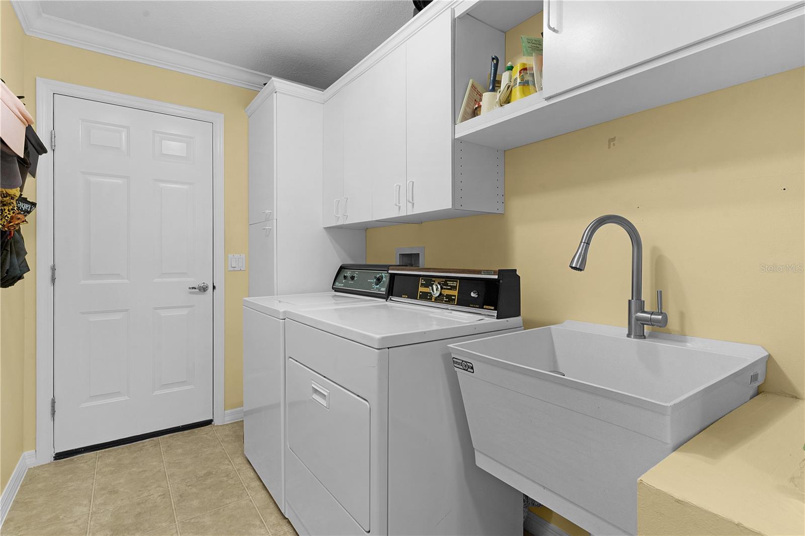 1615 MAGNOLIA AVE, THE VILLAGES, FL, 32159