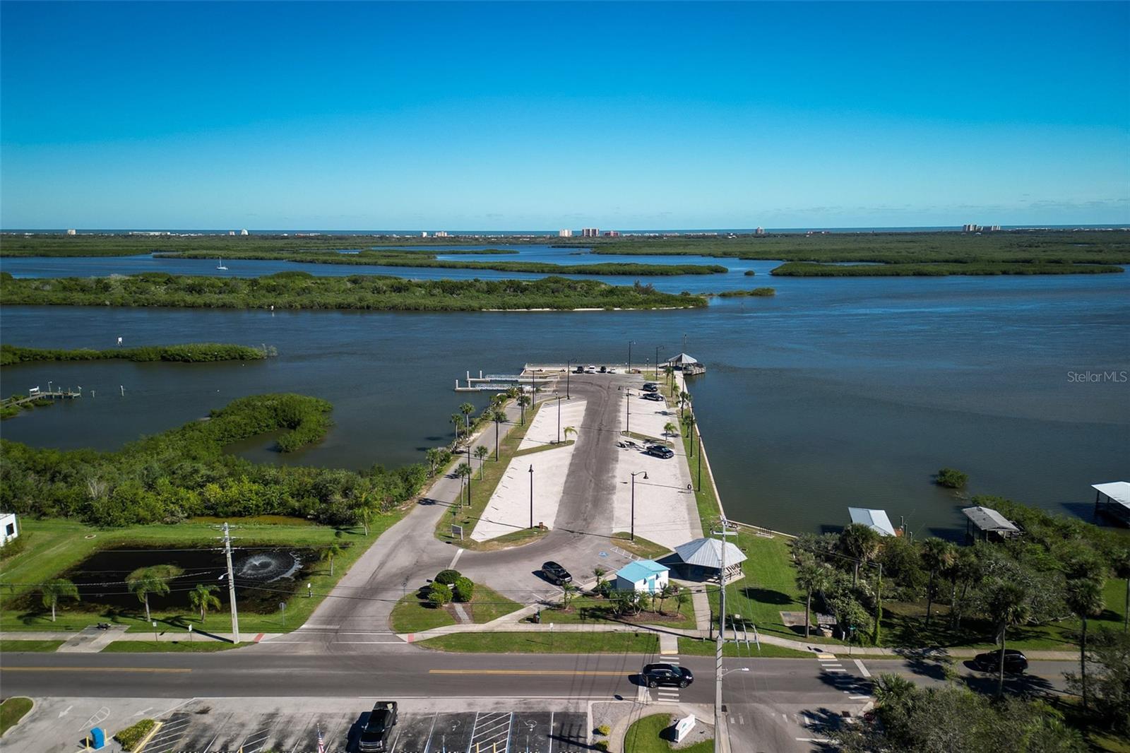 102 HAMILTON RD, EDGEWATER, FL, 32132