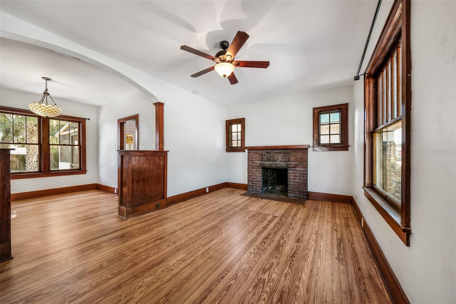 102 HAMILTON RD, EDGEWATER, FL, 32132