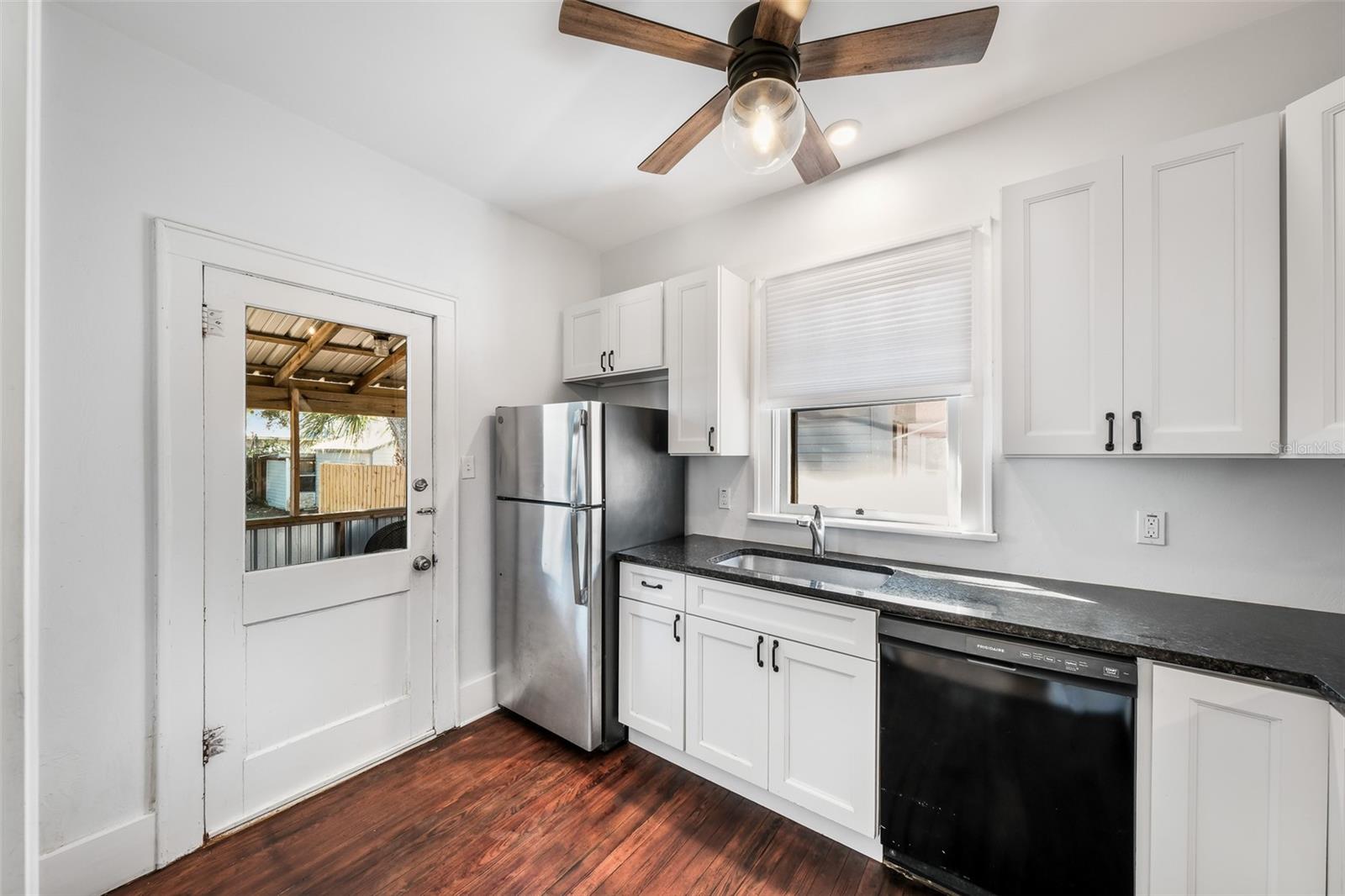 102 HAMILTON RD, EDGEWATER, FL, 32132