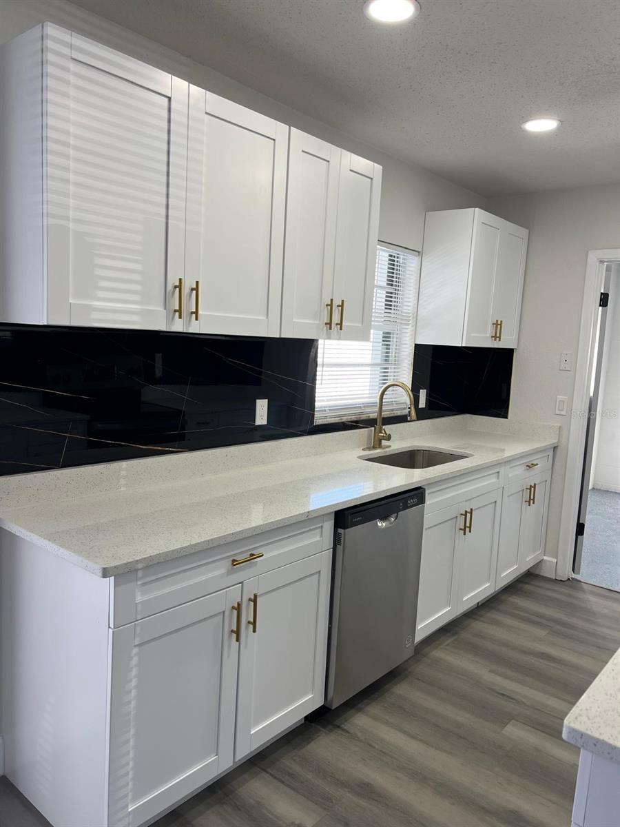 7222 RIVERWOOD BLVD, TAMPA, FL, 33615