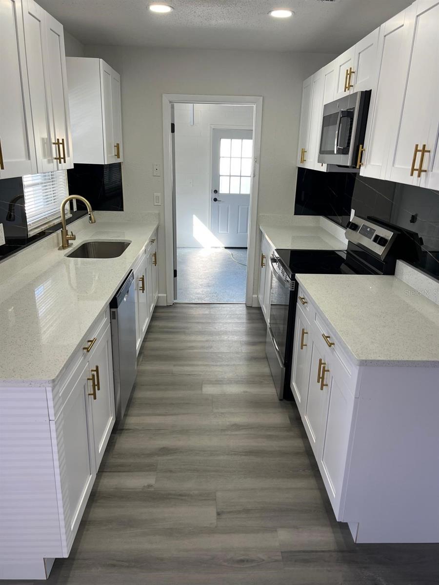 7222 RIVERWOOD BLVD, TAMPA, FL, 33615